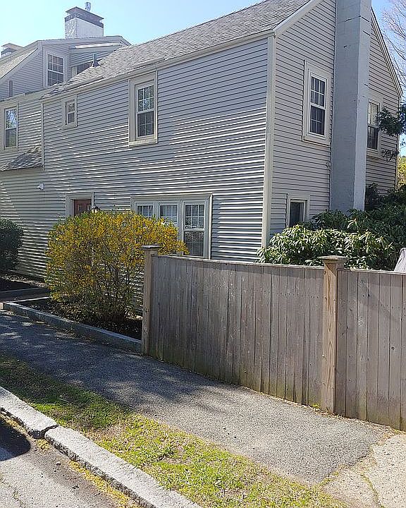 1st image of 16 Horton St