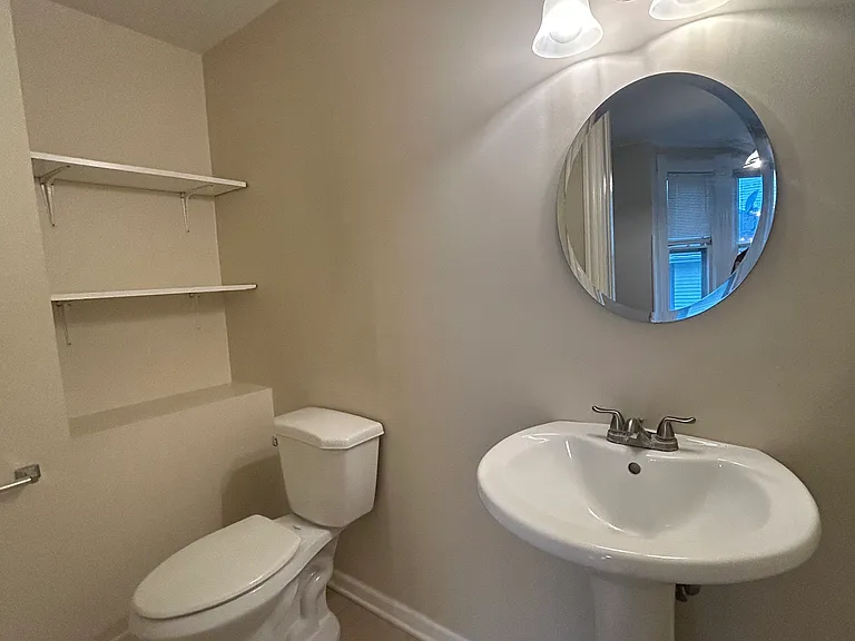 127 W Lincoln Ave #1 — Photo 9