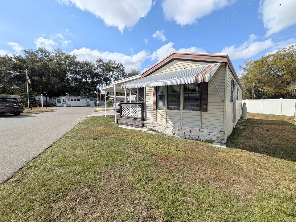 1st image of 38625 Five Oak Ln