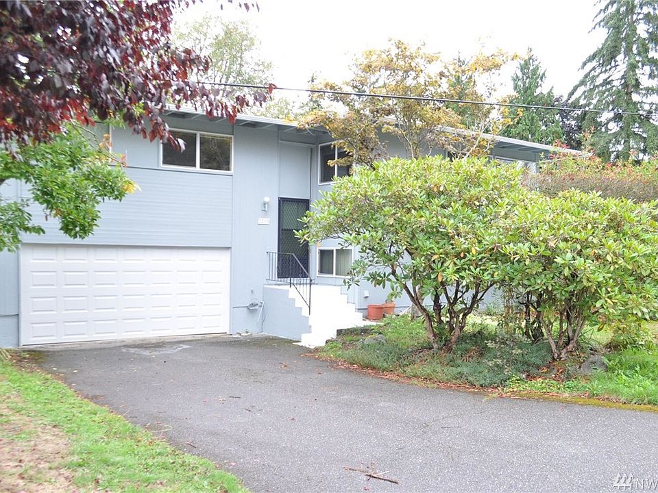 1st image of 2210 166th Pl NE