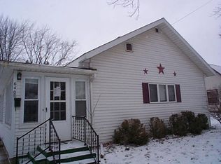 640 Gibbs St, Caro, MI 48723