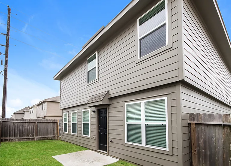 18602 Paddys Creek Trl — Photo 5