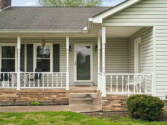 4th image of 621 Greystone Dr