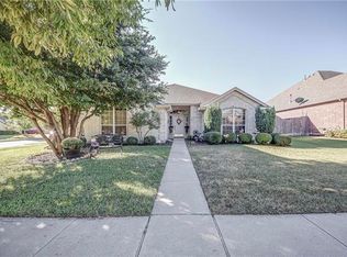 501 Kempson Ct, Saginaw, TX 76179