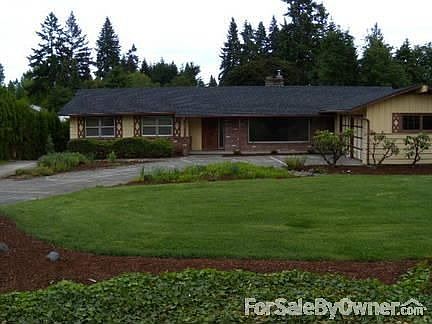 2nd image of 1207 NE 112th St