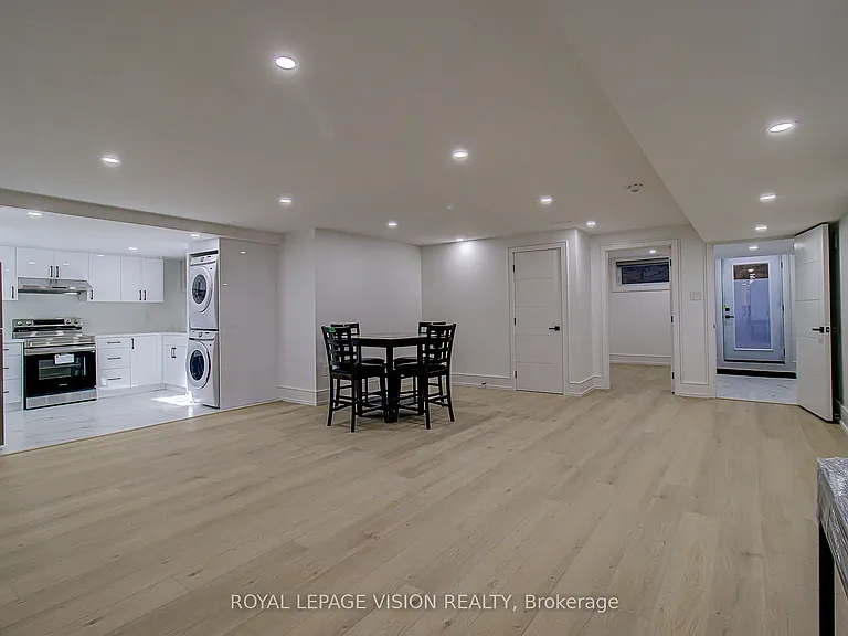 22 Anson Ave — Photo 1