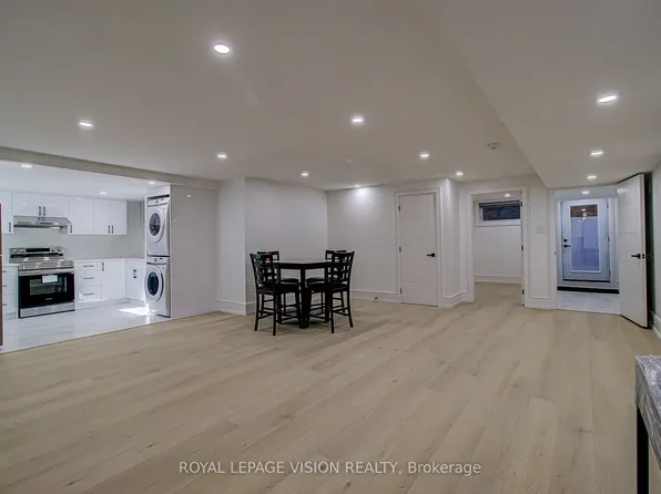 22 Anson Ave, Toronto, ON M1M 1X3