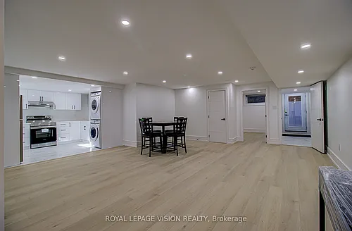 22 Anson Ave Photo 1