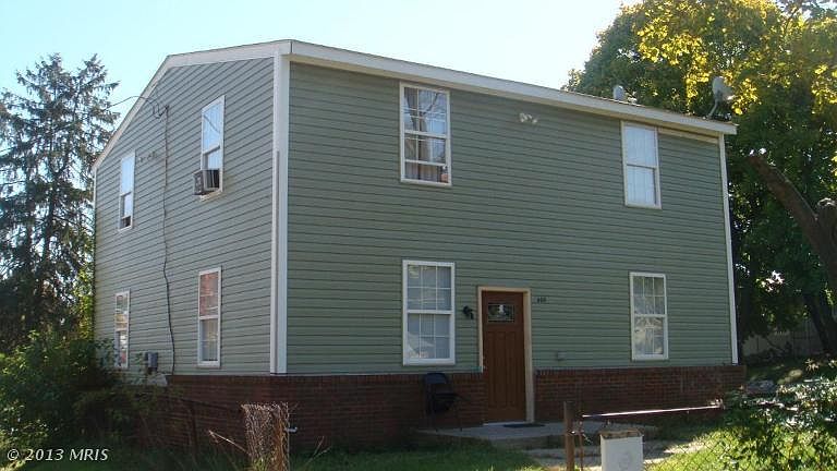 1st image of 600 Elfin Ave