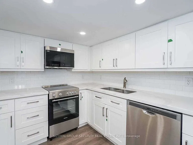 92 12th St #6 — Photo 10