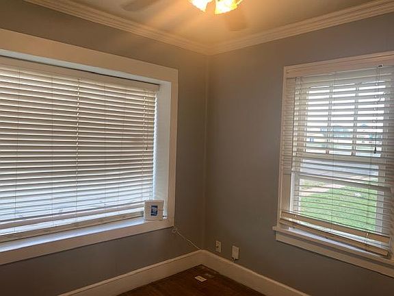 4th image of 800 S Georgia St