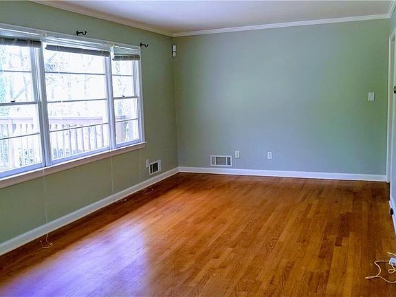 5th image of 3005 Shady Valley Dr