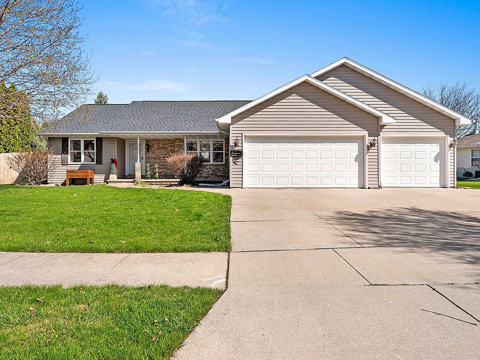 1st image of 512 Applewood Dr