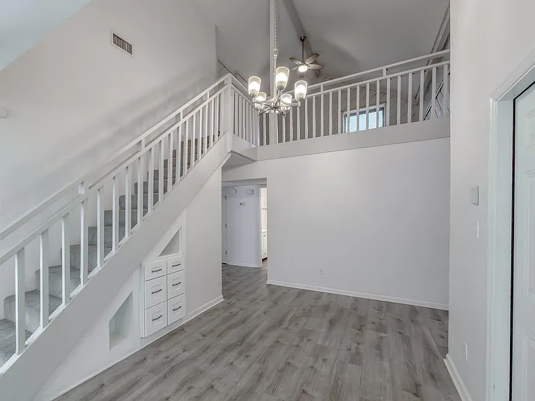 3200 Langley Cir — Photo 4