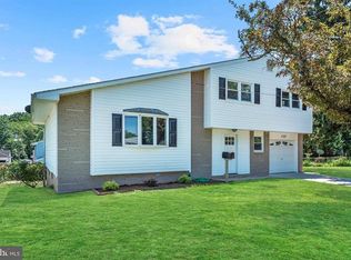 523 Fresno Ct, Magnolia, NJ 08049