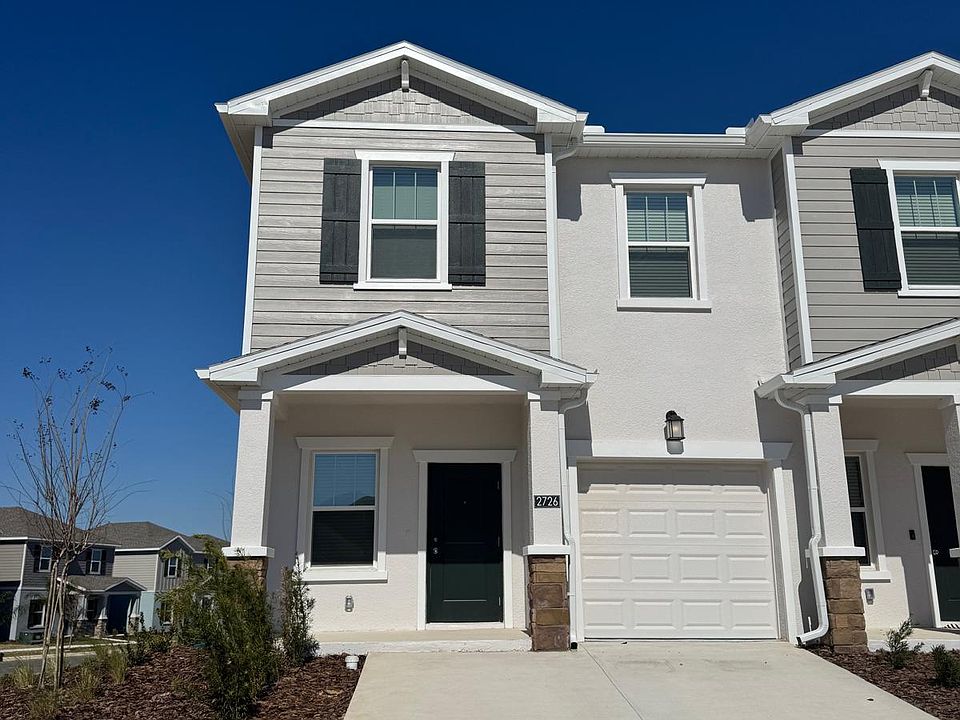 2nd image of 2726 Armstrong Ave #1