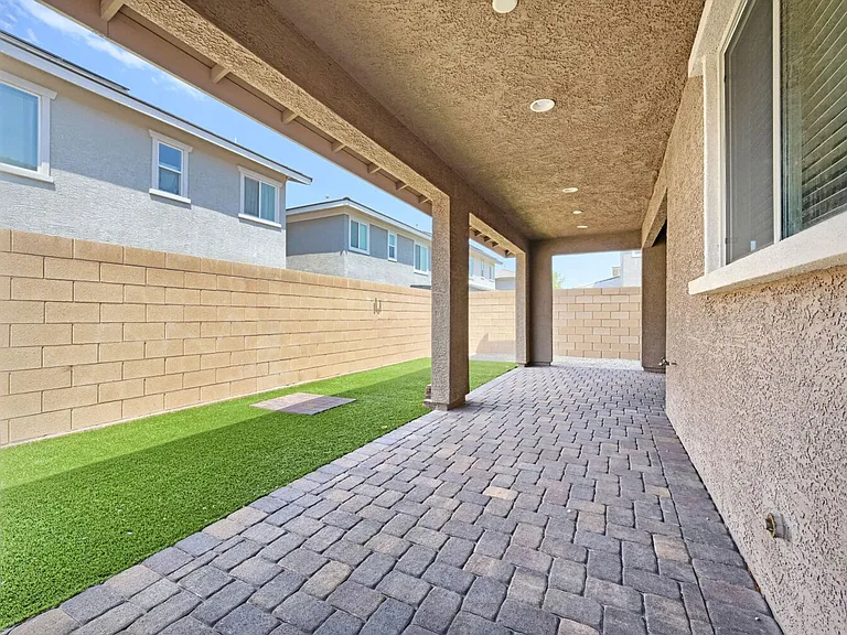 164 Pace Ave — Photo 21
