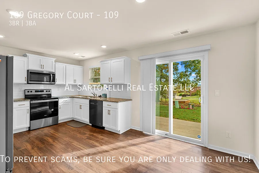 Building Photo - 109 Gregory Ct #109
