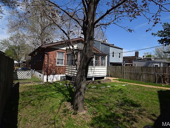 3rd image of 7132 Vermont Ave