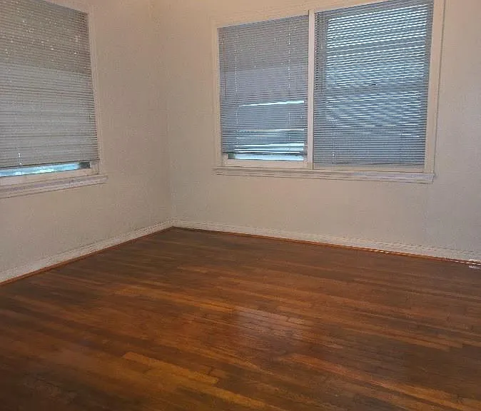 2543 Jackson St — Photo 5