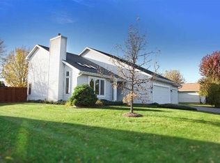 6781 Valiant Dr, Windsor, WI 53598