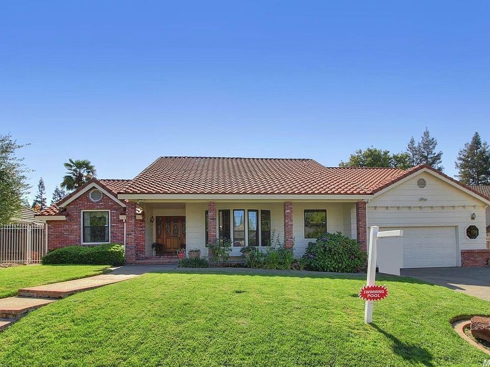 1st image of 120 Oak Canyon Way