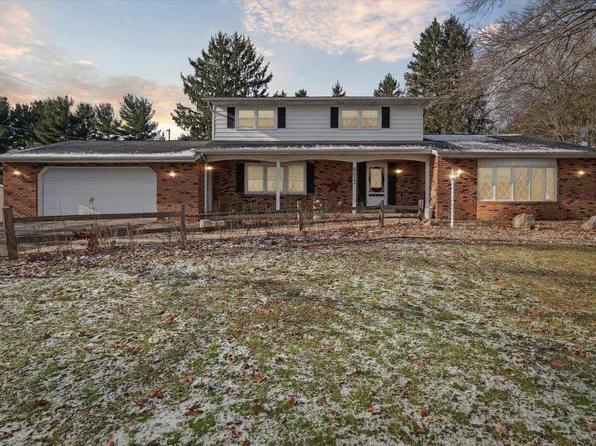 6522 N 900 E, New Carlisle, IN 46552