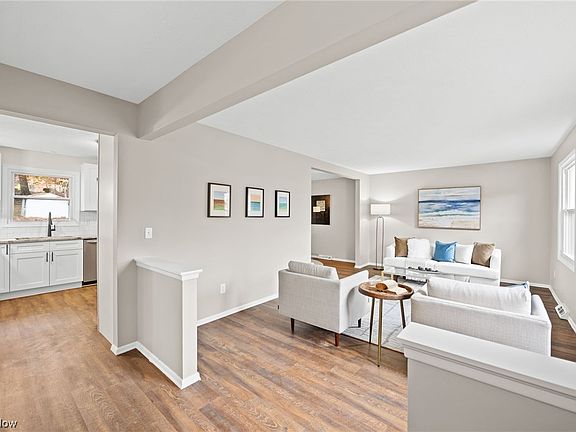 5th image of 6772 Karen Dr