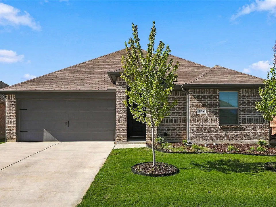 804 Fairbanks Dr