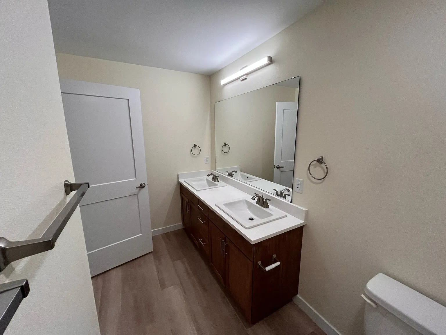 Alena Apartments — Photo 3