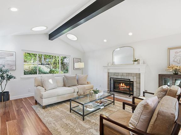 3rd image of 313 Clifton Ave