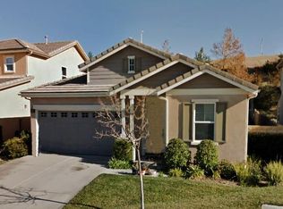28338 Maitland Ln, Saugus, CA 91350