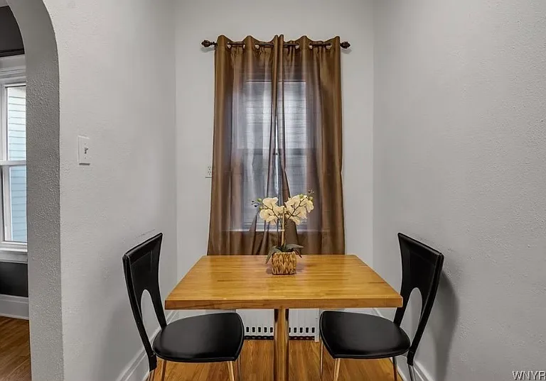 417 W Delavan Ave #1 — Photo 4