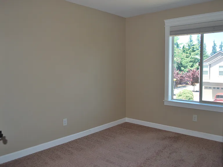 9706 NE 75th Way — Photo 13
