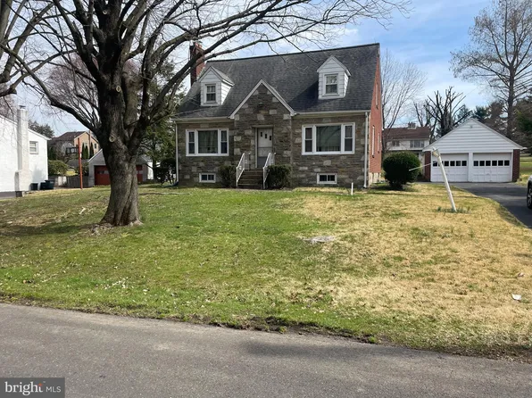 25 Springdale Ave, Huntingdon Valley, PA 19006