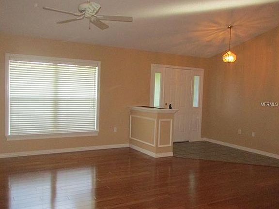2nd image of 109 Shorewood Ct