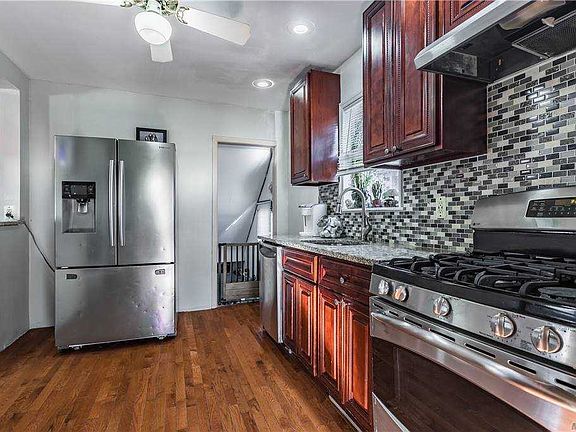 4th image of 181 N Corona Ave