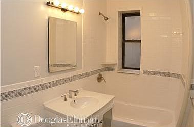 2nd image of 512 W 156th St