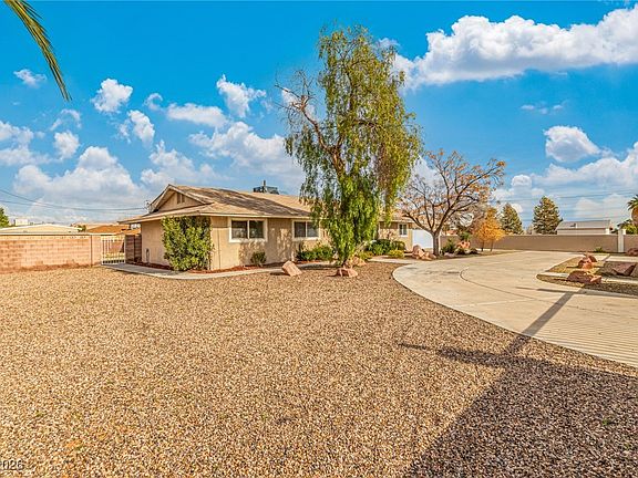 2nd image of 4626 W Warm Springs Rd