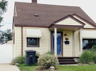 17116 Valade St, Riverview, MI 48193
