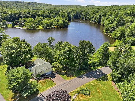 2nd image of 66 Pierce Rd
