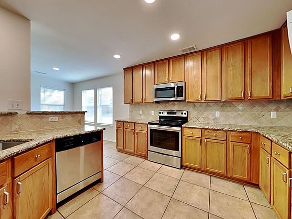 2nd image of 10424 Steinbeck Dr