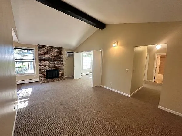 Building Photo - 942 Westbrooke Way #1