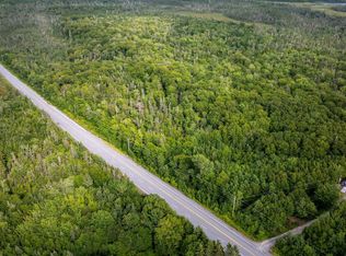 2 Highway 7, Lake Charlotte, NS B0J1Y0