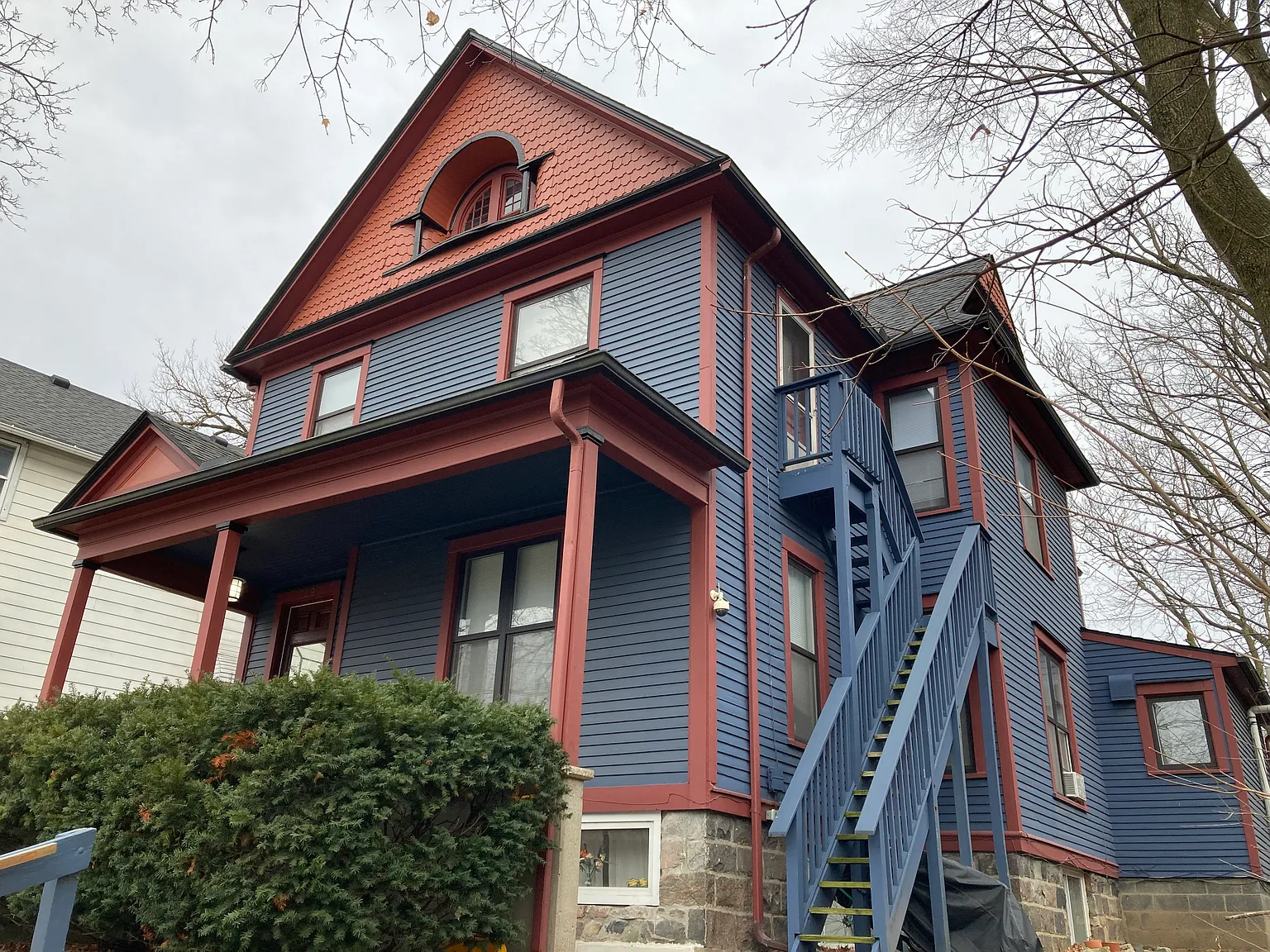 2 bed, $2,000 — Photo 2