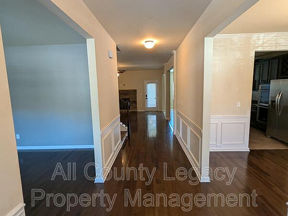2nd image of 3584 Hideaway Ln