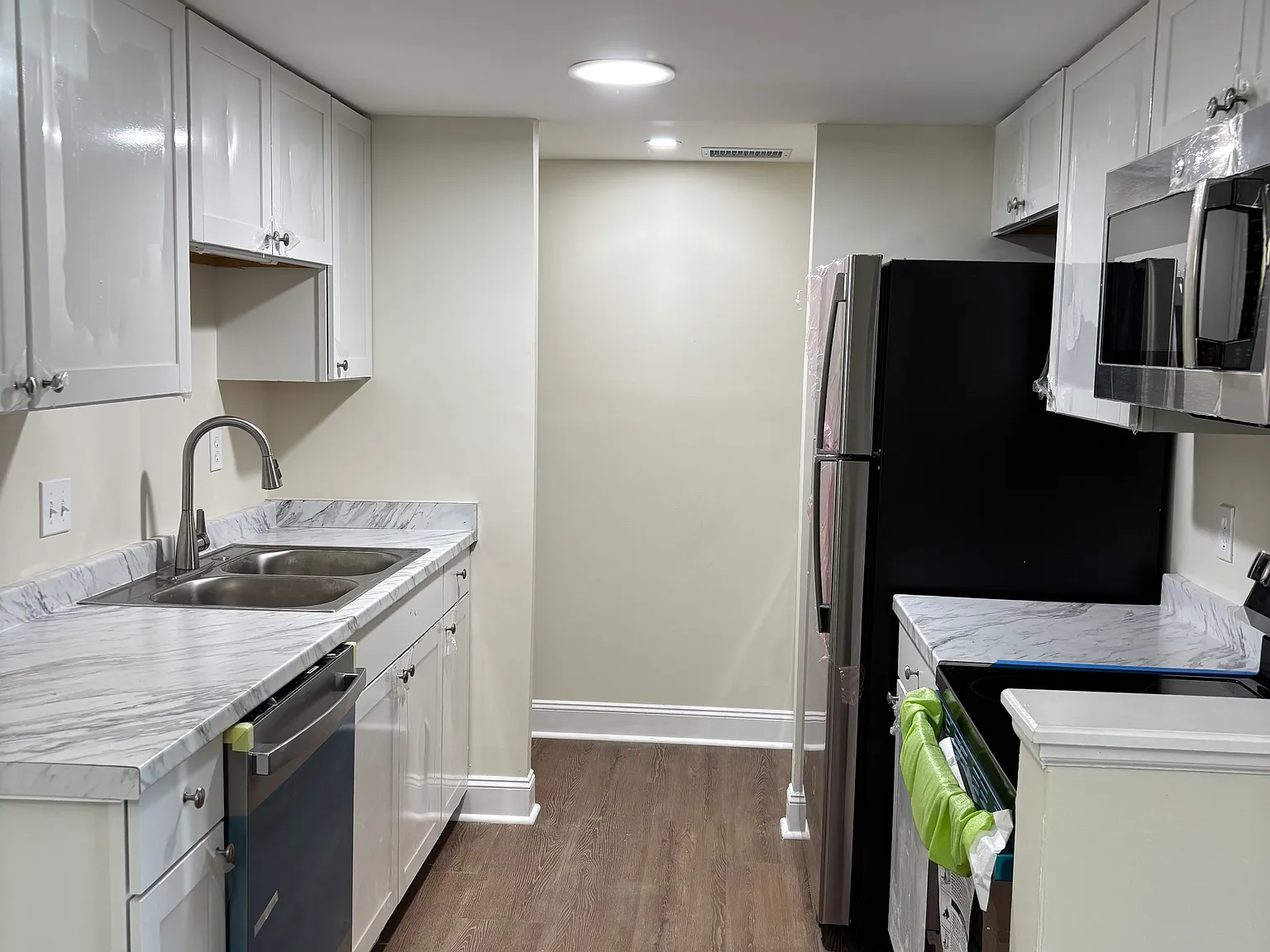 3737 Loretto Rd — Photo 3