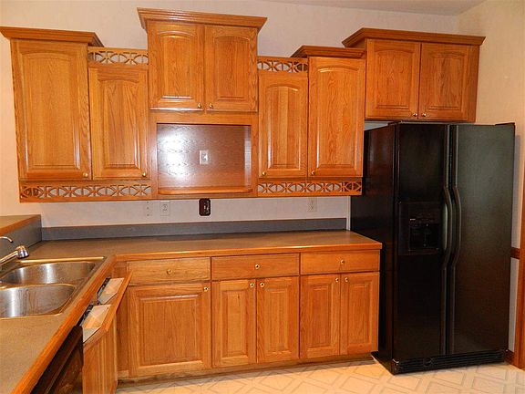 5th image of 2520 Harleston Green Dr