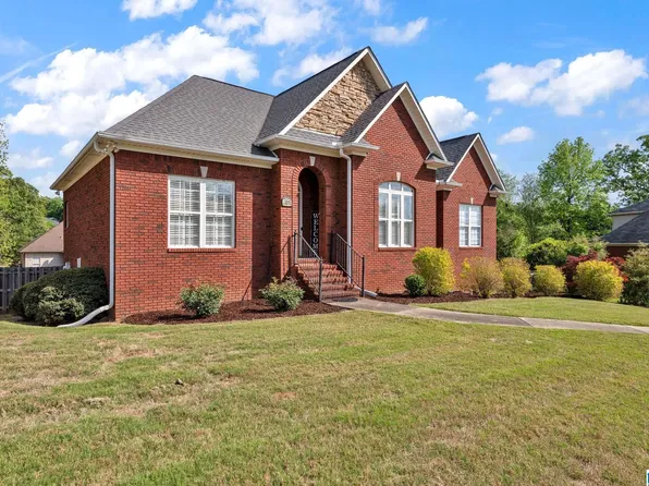 4367 Longwood Dr, Gardendale, AL 35071