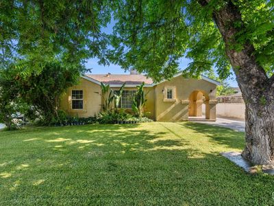 230 11th St, Bakersfield, CA, 93304